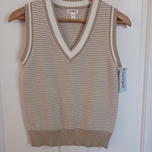 Cat & Jack girls sweatervest size M(8) tan and white